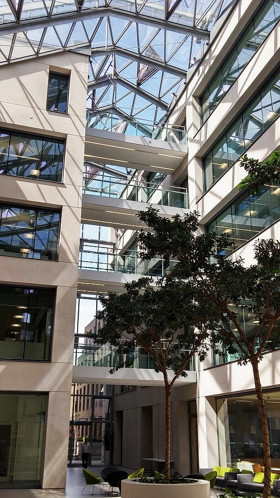 20170522_143209_HDR-copy-576x1024